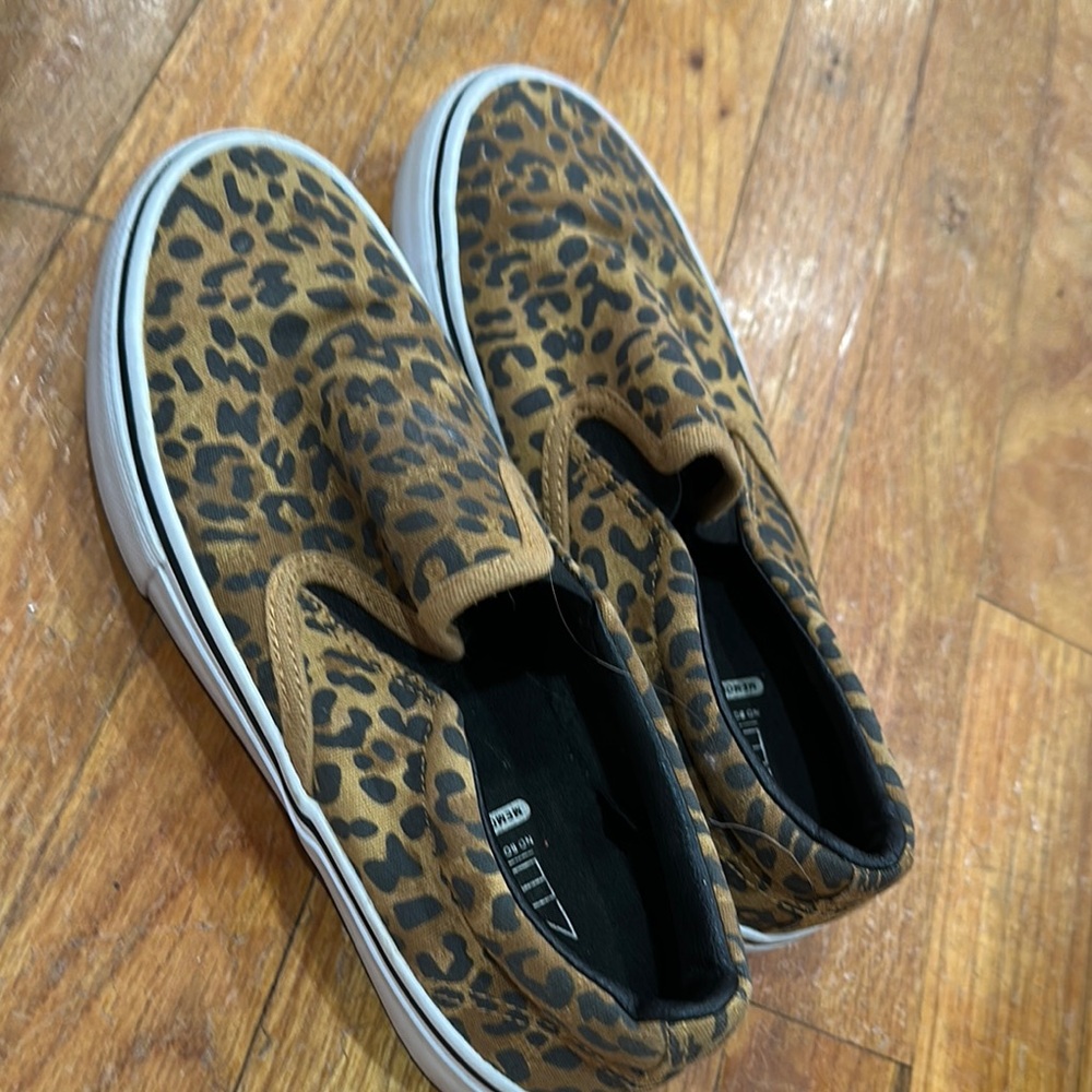 Leopard Print woman’s Slip-On Shoes